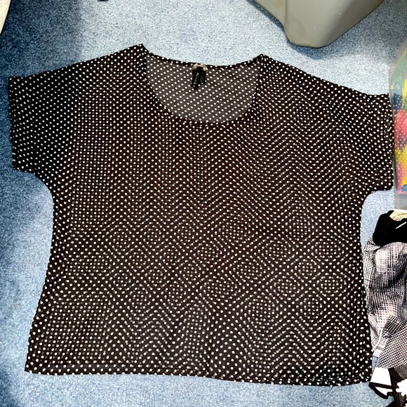 Women’s Full Tilt Polka Dot Top- size Large - Picture 1 of 7